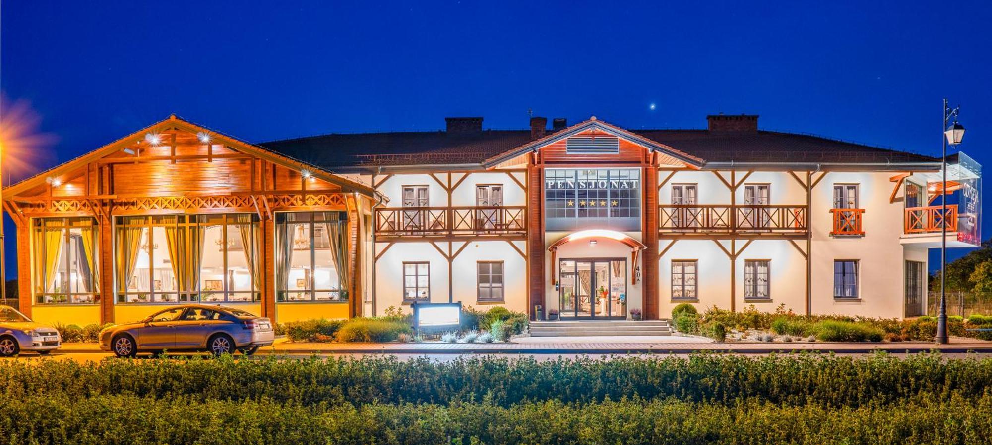 Boutique Odyseja & Spa Цехоцинек Экстерьер фото The main building of the hotel